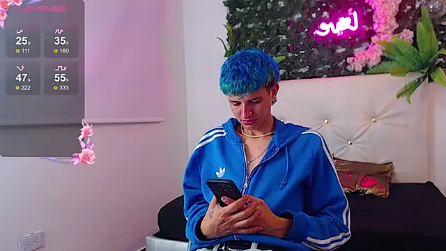 iam_lukas__ - Iam_lukas__'s free webcam - UK Sex Cams