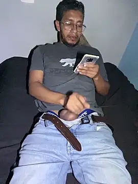 darkdickhard - Darkdickhard's free webcam - UK Sex Cams