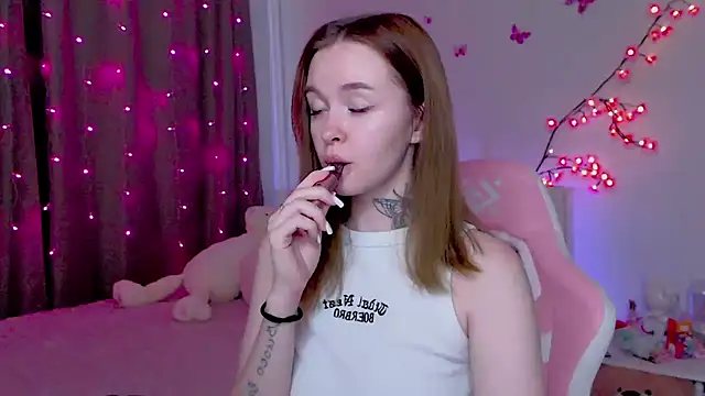 Naughty_Mable