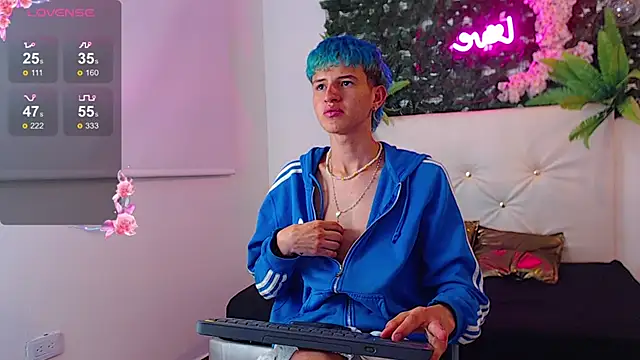 iam_lukas__ - Iam_lukas__'s free webcam - UK Sex Cams