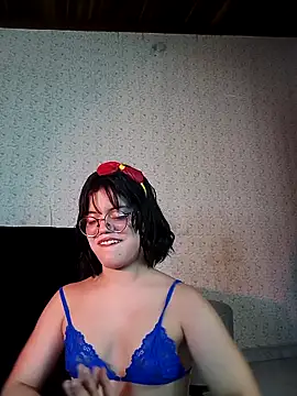 Girls_the_Medellins_aws