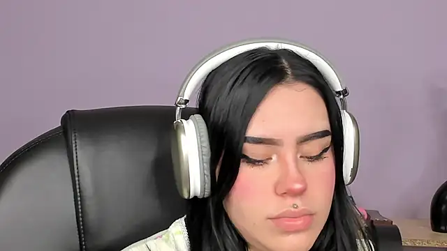 jas_miin - Jas_miin's free webcam - UK Sex Cams