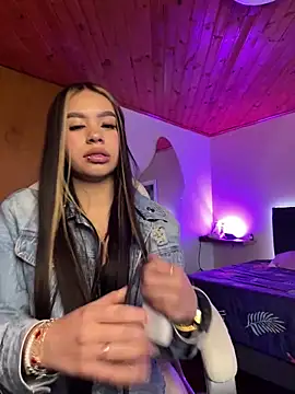 Karina16_pink