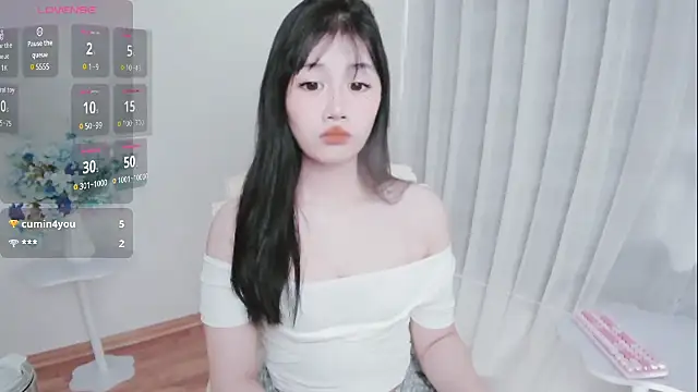 Crystal_Lea