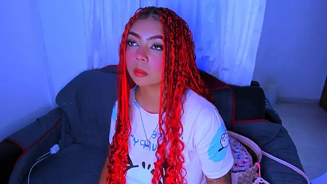 nahomy_ryans