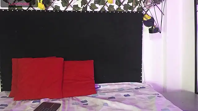 vzoeycooper