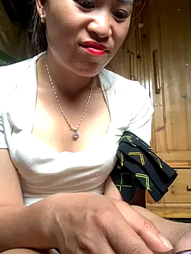 tuyetnhi-00 - Tuyetnhi-00's free webcam - UK Sex Cams