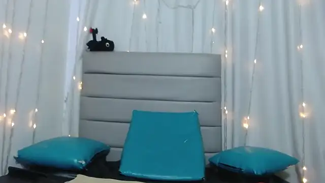 camila_williamss - Camila_williamss's free webcam - UK Sex Cams