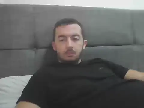 laynufff - Laynufff's free webcam - UK Sex Cams