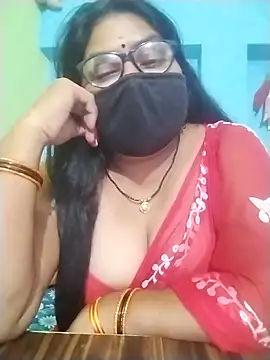 sexxyrenukaa - Sexxyrenukaa's free webcam - UK Sex Cams