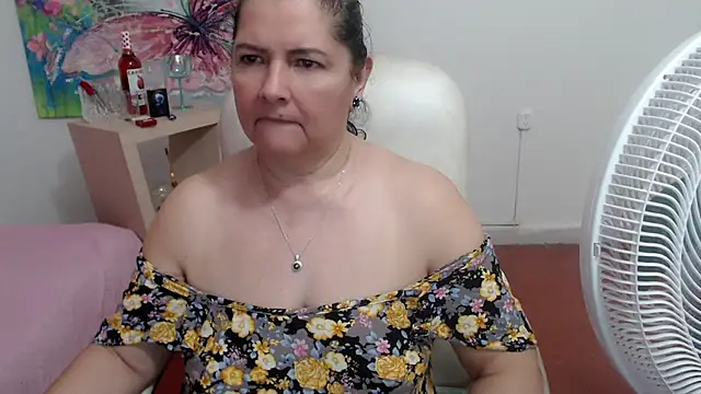 leonela_69