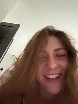 MariiD webcam