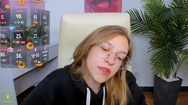 LayriantaVee