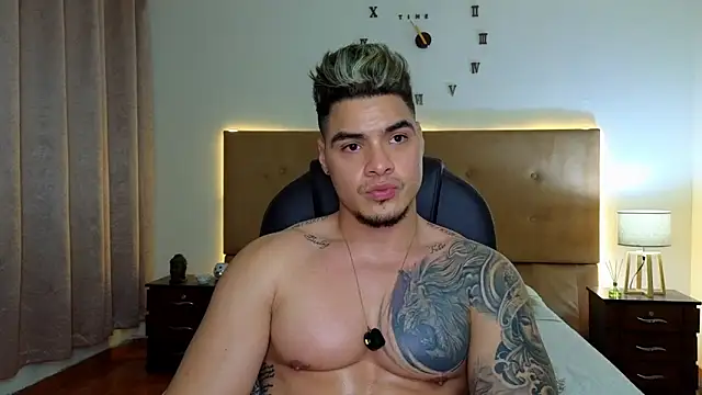 Steven_Velez