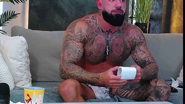 masterkingofmusclee