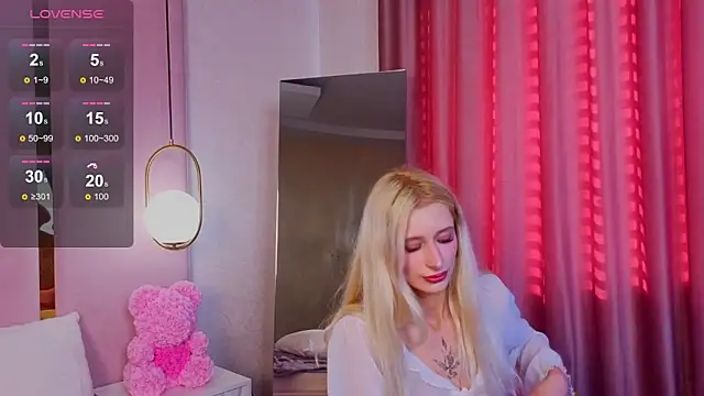 Monica_Leen
