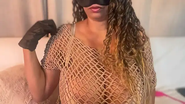 SCARLET-SANTANA