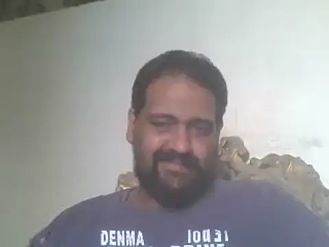 elpoop7305 live cam