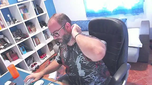 ravingr4d4