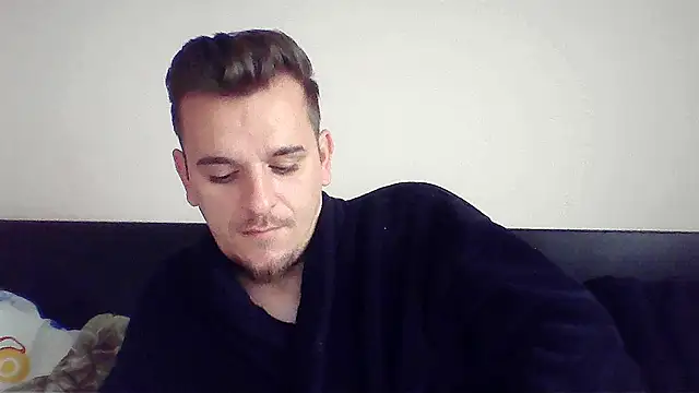 huge_cock22cm - Huge_cock22cm's free webcam