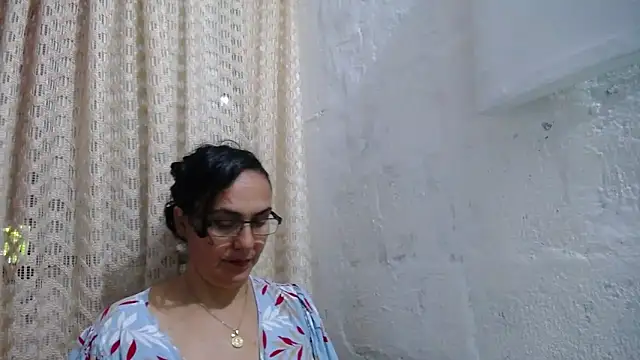 gabbyparker_ - Gabbyparker_'s free webcam - UK Sex Cams