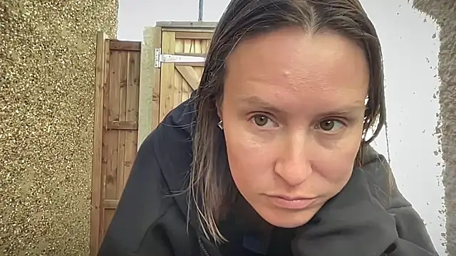 eatmypie69 - Eatmypie69's free webcam