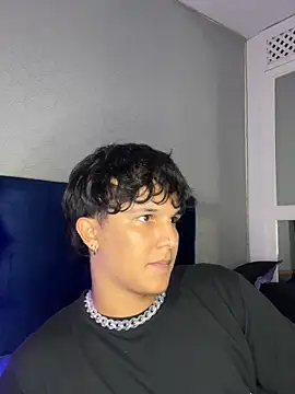 Leo_Savage_