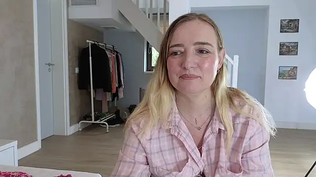 blue_angel_sweet - Blue_Angel_Sweet's free webcam - UK Sex Cams