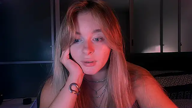 Eva_Jaya