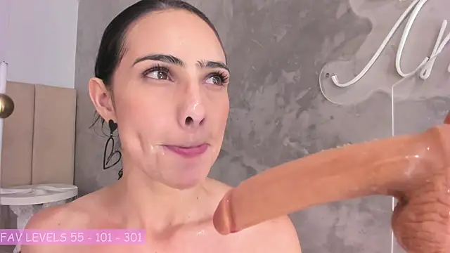 miamonroee_ (F young) - MILK IN ALL MY FACE💦💦