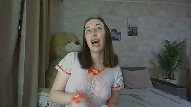 Anika_bloom