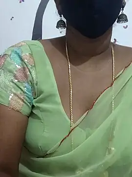 Tamil_Meera12