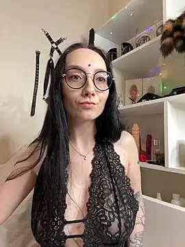 jinhee_tiny - Jinhee_Tiny's free webcam - UK Sex Cams