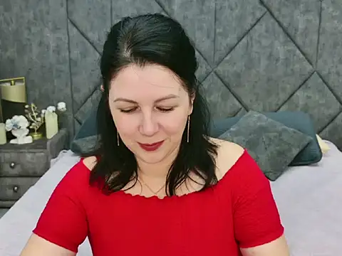 Nina_Stane