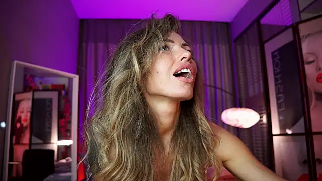 Nikki_Amour