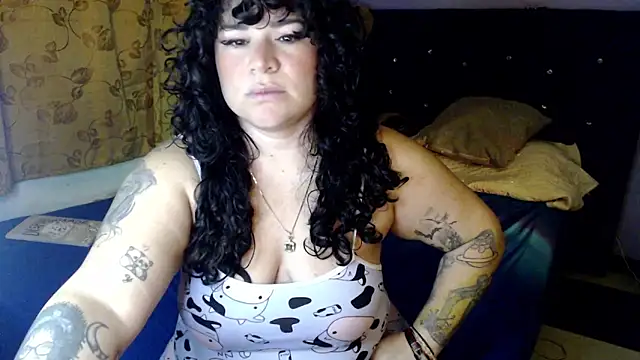 ANGELIQUE_KLANE
