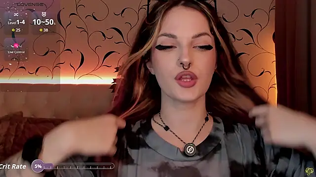bratziedarsie - BratzieDarsie's free webcam