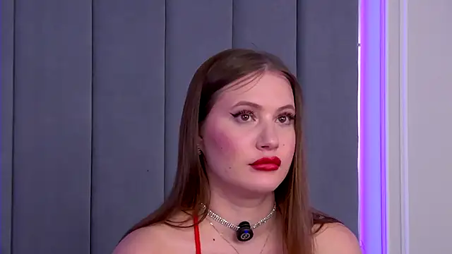 ChloeMarsch's Stripchat show and profile
