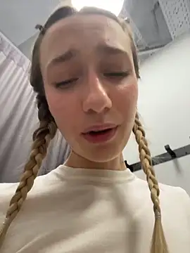 Lia__Love