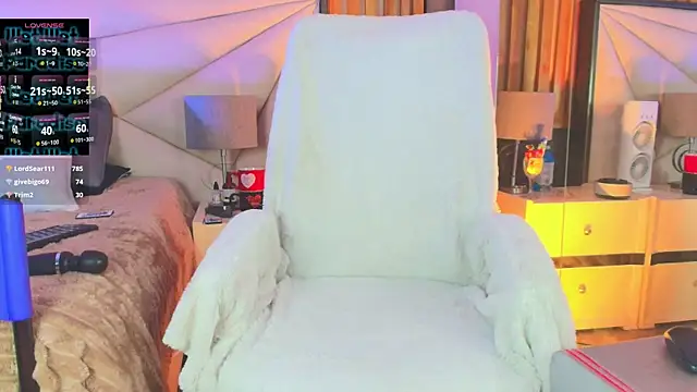 lilyybigass - LilyyBigAss's free webcam - UK Sex Cams