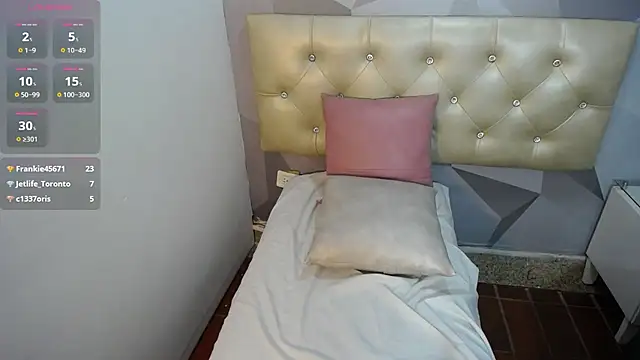 Milf-Prettyboobs
