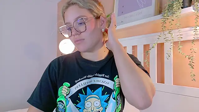 BelaMiller_