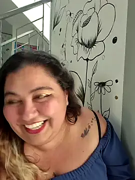 curvy_diva_