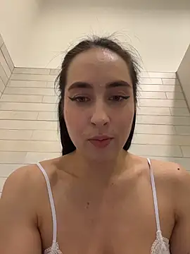 Holly_Play