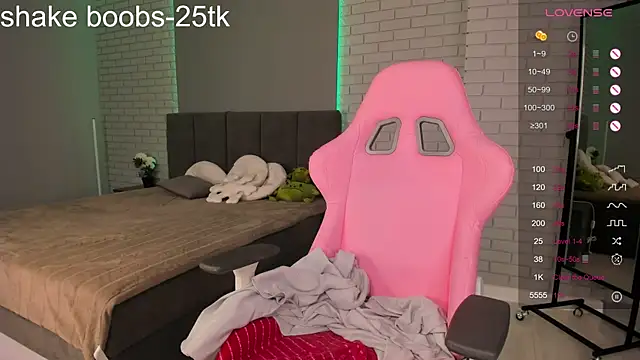 hazel_77
