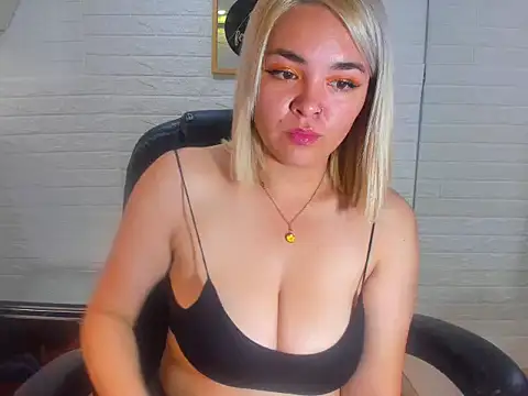  Eily_Blunts chat room