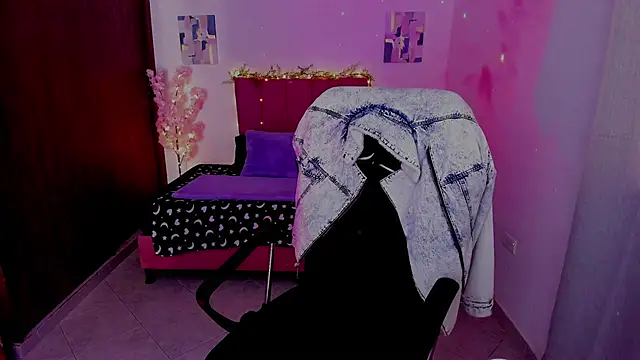 Charlee_pink