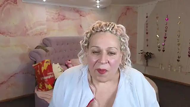 penelope_pinky - Penelope_Pinky's free webcam