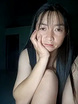 roxie-zz - Roxie-zz's free webcam - UK Sex Cams