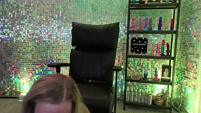 lucyallen4201